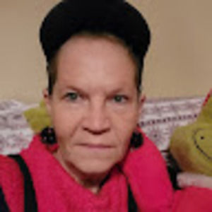 Meet your Posher, Leslie